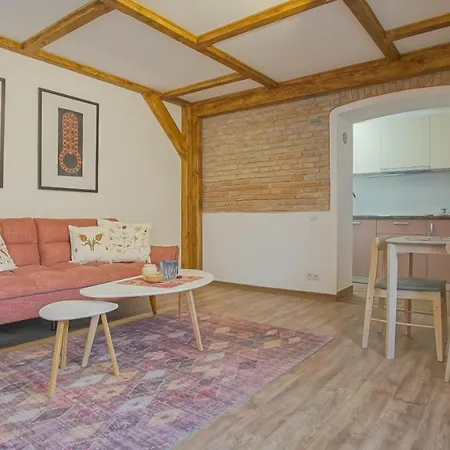 Oldtown Refuge * Brașov